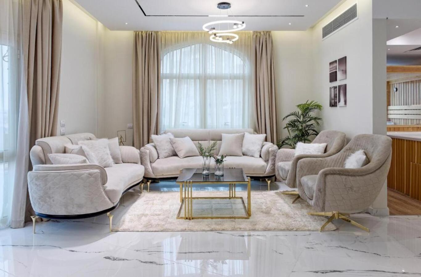 Luxurious 3 Bedrooms With Private Sauna And Jacuzzi Kairó